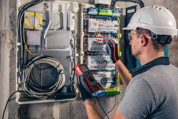 Best Emergency Electrical Repair  in Lyons, IL